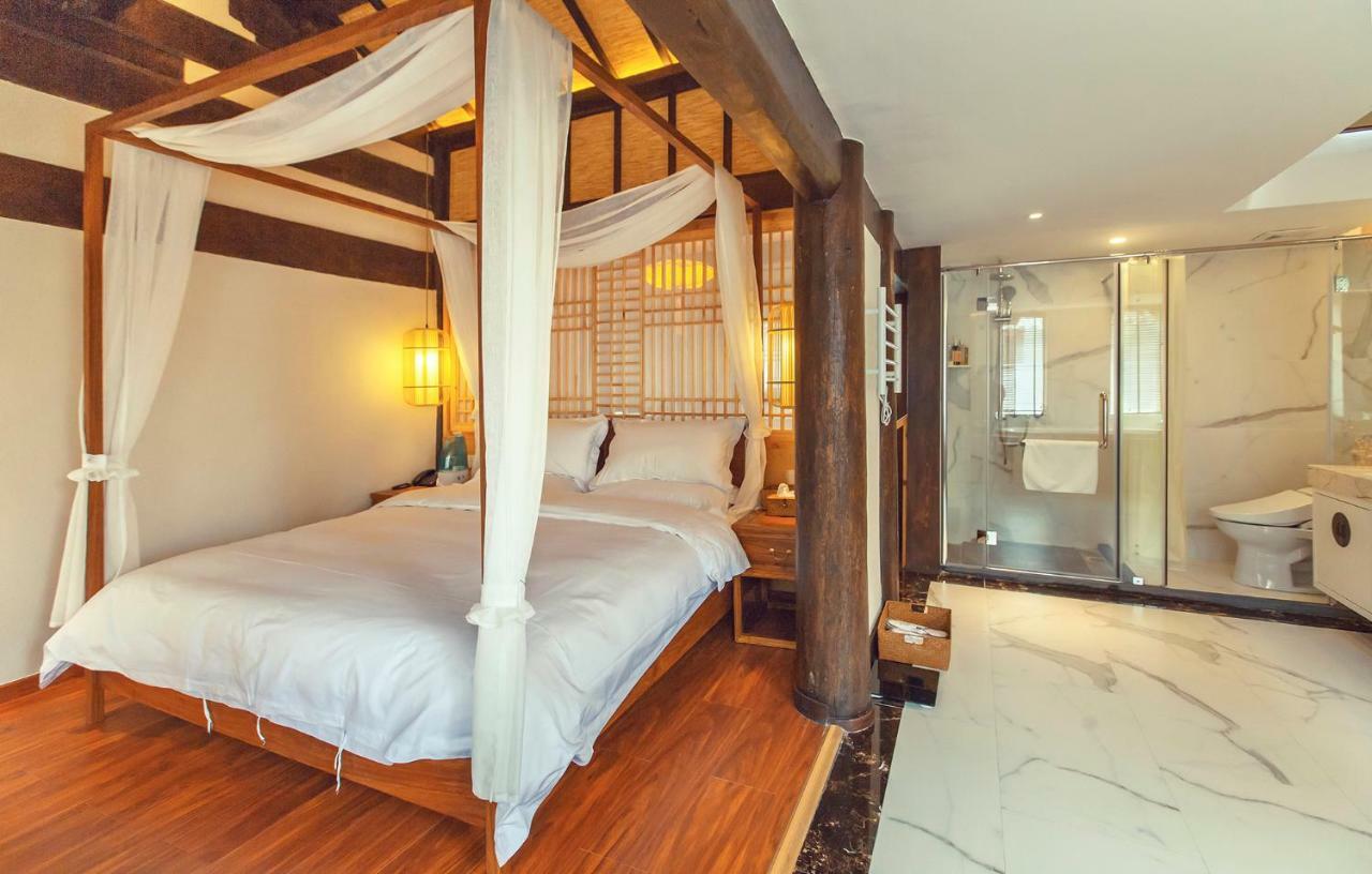 Lijiang Qilu Garden Hotel Baisha  ภายนอก รูปภาพ